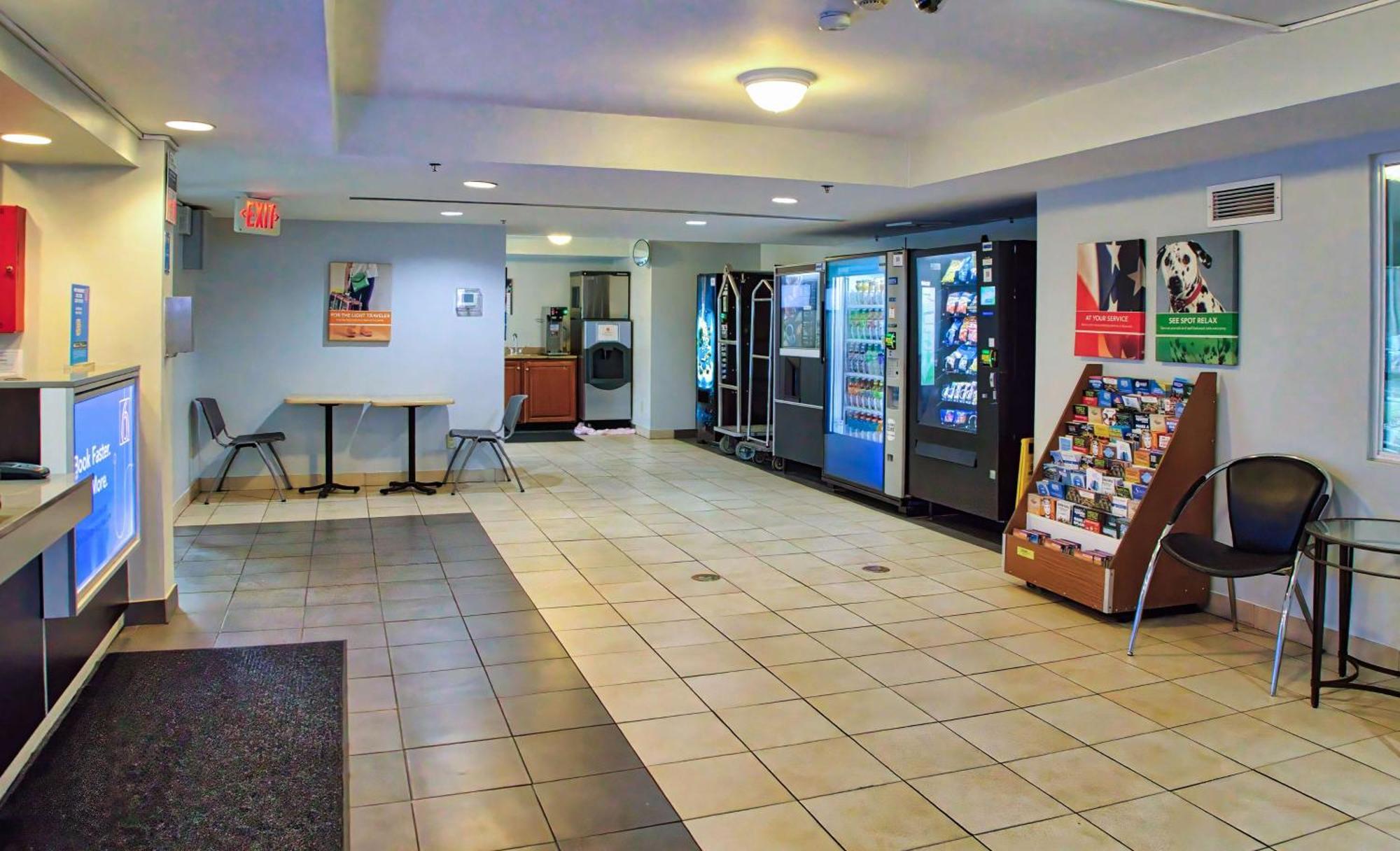 Motel 6-Buffalo, Ny - Airport - ويليامسفيل المظهر الخارجي الصورة